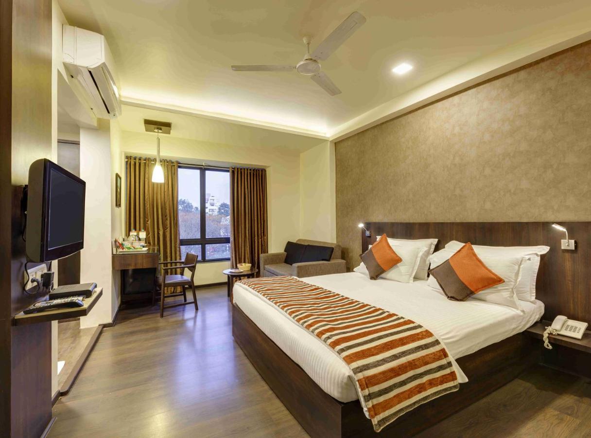 Regenta Place Raysons Kolhapur Eksteriør bilde