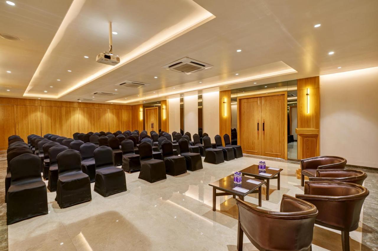 Regenta Place Raysons Kolhapur Eksteriør bilde